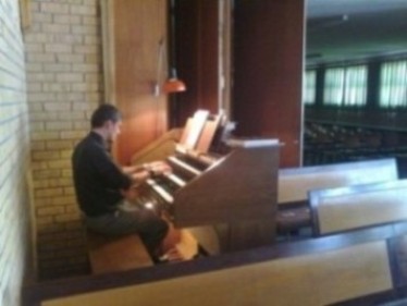 GER.CHURCH STRAND-CONTENT
